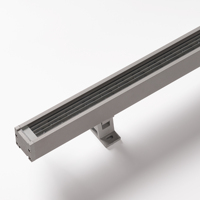 Éclairage extérieur architectural lumière linéaire laveuse murale linkable 3000K IP67 18W wallwasher led éclairage