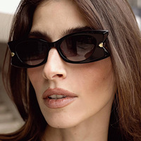 Nouvelles Lunettes de Soleil 2026 au Design Unique pour Femmes, Protection UV400, Lunettes de Luxe Classiques, Logo Personnalisé, Vente en Gros, Modèles Modernes