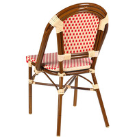 Chaise de bistrot d'extérieur moderne avec cadre en aluminium résistant aux UV et rotin pour les cafés, les hôtels et la cuisine.