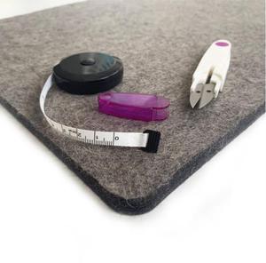 Tapis de repassage de <span class=keywords><strong>table</strong></span> avec tapis en silicone, <span class=keywords><strong>accessoires</strong></span> de couture et de matelassage pour la maison et les vêtements - Product Image 5