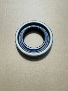 Phía Trước Khác Biệt Trục Trường Hợp Con Dấu Dầu Cho Ford Ranger Mazda Bt50 2011- 1726012 AB39-3N267-AA U5A1-27-YA4 1d00-27-Ya4 - Product Image 5