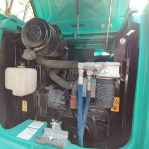 Mini-excavatrice Kobelco SK75 robuste, cabine confortable, garantie 1 an, service après-vente 24h/24, en stock - Product Image 5