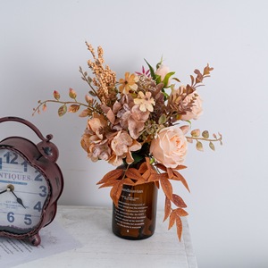 Bouquet de fleurs artificielles d'angle parfumé CF02108 Rose Décoration de mariage en mousse plastique et tissu - Product Image 1