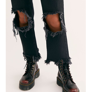 <span class=keywords><strong>2022</strong></span> mujer <span class=keywords><strong>moda</strong></span> mamá Jeans logotipo personalizado negro Denim rasgado mujeres Jeans pantalones sueltos destruidos Boyfriend Jeans - Product Image 3