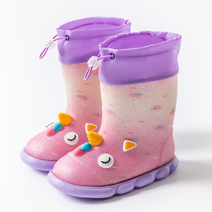 <span class=keywords><strong>Botas</strong></span> <span class=keywords><strong>de</strong></span> lluvia impermeables <span class=keywords><strong>de</strong></span> suela blanda <span class=keywords><strong>de</strong></span> unicornio <span class=keywords><strong>de</strong></span> dibujos animados para niños zapatos <span class=keywords><strong>de</strong></span> <span class=keywords><strong>agua</strong></span> al aire libre para niñas - Product Image 3