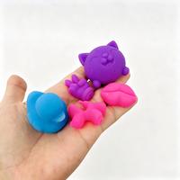 Calendrier de l'Avent de Noël 24 Jours avec Mini Jouets Squishy - Boîte Cadeau Sensorielle Anti-Stress à Rebond Lent et Doux - Expédition depuis l'Entrepôt des États-Unis