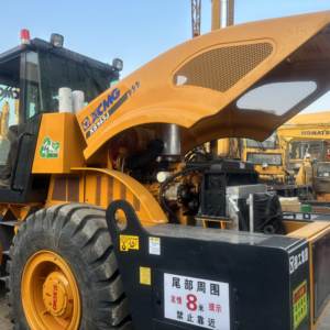 Pour rouleau compacteur vibrant XS143J 14 tonnes pour projets routiers et municipaux-puissance moteur d'origine 130kW - Product Image 3