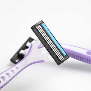 Xirui manual shaver with three-layer stainless steel <b>blades</b>, a classic shaver, custom-made by the manufacturer. - Product Image 2