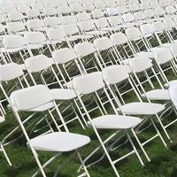 Chaise pliante en plastique blanc haute 10 pièces/ctn qualité chaise d'événement de mariage pliable jardins extérieurs modernes