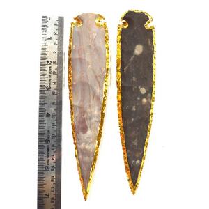Compre Punta de Flecha de Ágata de 7 Pulgadas Chapada en Oro |   Naturalagate.com Pa-Arrow-002 Punta de Flecha Tallada y Grabada de Alta Calidad - Product Image 1