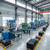 Machine automatique de pressage de tapis en caoutchouc contrôlée par PLC pour la fabrication de rebuts de vitesse pour allées, machines de fabrication de rebuts, dalles en caoutchouc de type sol personnalisées
