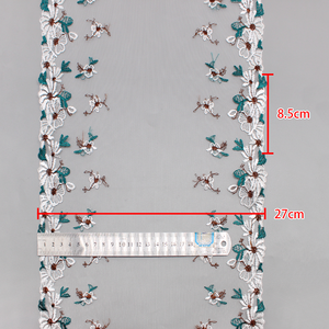 Encaje de poliéster bordado con flor de ciruelo blanca y hojas de color verde azulado <span class=keywords><strong>para</strong></span> cortinas y bordes de almohadas - Product Image 2