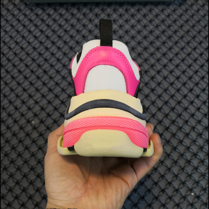 Chaussures de sport décontractées pour hommes, modèle triple, de créateur, OEM ODM, en matériau de qualité supérieure, basses, style Dad Shoes, pour la course à pied et le quotidien - Product Image 5