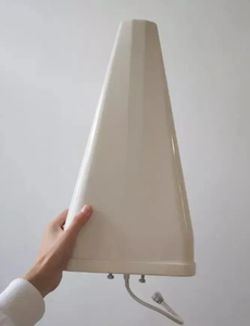 Antena Starlink 4G de Alta Ganancia 12dBi 698-2700MHz para Internet LTE para Comunicación en Exteriores - Product Image 2