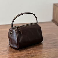 Tas Selempang Kulit Sapi Lapis Atas dengan Logo Custom, Emboss, dan Ukiran Laser, Kulit Nabati, Pegangan Atas, untuk Wanita