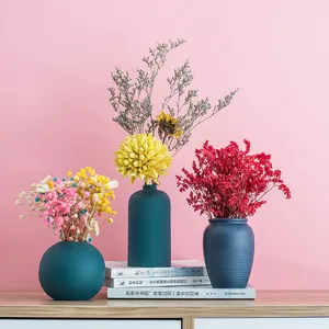 Moda renkli küçük aromaterapi şişeleri mat narin seramik dekoratif çiçek vazo masaüstü