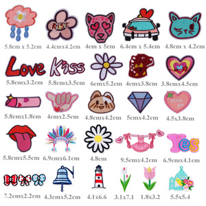 Parches Termoadhesivos Bordados con Diseño de Corazón, Flor, Animal, Rayo, para Decorar Ropa, Lindos para Chicas - Product Image 2