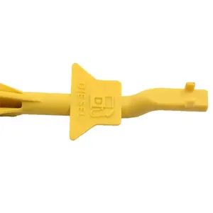Freeman 2 Discover <span class=keywords><strong>3</strong></span> 4 Car Fuel Tank Cover LR014047 C2Z8432 Unlock Key Limit Pump Parts - Product Image 3