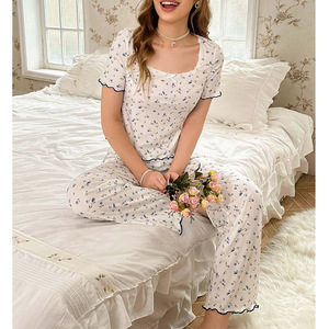 Pyjama en dentelle douce à col rond et manches courtes pour femme, nouveau style d'été, imprimé floral, sensation haut de gamme, pantalon long, ensemble de vêtements de détente - Product Image 3