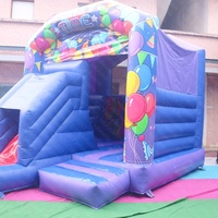 Château gonflable avec toboggan, combo château gonflable et toboggan