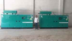 เครื่องกำเนิดไฟฟ้าคุณภาพส่งออก 35KVA ถึง 1750KVA แบบเงียบสำหรับอุตสาหกรรม แบบเปิด พร้อมมอเตอร์สำรอง อะลเทอร์เนเตอร์ ผลิตในอินเดีย แบบเงียบ - Product Image 4