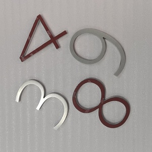 Plaque de numéros d'adresse extérieure autocollante en aluminium brossé massif - Product Image 6