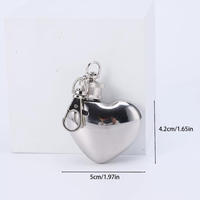 Mini-flacon portable en acier inoxydable en forme de cœur pour vin, porte-clés, flacon de parfum réutilisable, cadeaux pour la fête des pères, l'Oktoberfest, pour hommes