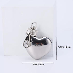 Botella de Vino Portátil en Forma de Corazón, Mini Frasco de Acero Inoxidable con Llavero, Botella de <span class=keywords><strong>Perfume</strong></span> Reutilizable, Regalos para el Día del Padre, Oktoberfest, Regalos para Hombres - Product Image 2
