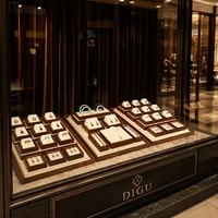 Ensemble de présentoirs à bijoux en bois et microfibre DIGU pour boutique et exposition, fabricant de présentoirs à bagues sur mesure