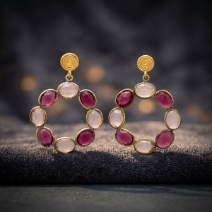 Nuevos Aretes Huggie de Latón Chapado en Oro Mate de 14K, 18K y 24K con Piedras Preciosas Multicolores, Diseño de Alta Calidad, Tendencia Infantil - Product Image 2