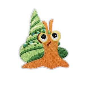 Nouveaux patchs brodés thermocollants en forme d'escargot de dessin animé pour vêtements et décoration de skateboard - Product Image 5