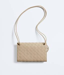 Bolso Bottega BV Andiamo con Cadena, en cuero nappa Intrecciato, con cierre de nudo distintivo y cadena metálica Veneta - Product Image 5