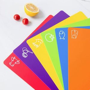 Juego de Tablas de Cortar de Plástico Flexible de Grado Alimenticio, 6 Piezas, Tabla de Picar con Código de Color y Iconos de Alimentos, Antideslizante, Libre de BPA, Utensilios de Cocina - Product Image 4