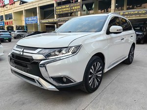 Vente Flash - <span class=keywords><strong>Mitsubishi</strong></span> <span class=keywords><strong>Outlander</strong></span> d'occasion <span class=keywords><strong>2020</strong></span>, 2.4L essence, SUV 4x4, 5 places, excellent état, faible kilométrage, SUV familial d'occasion - Product Image 3