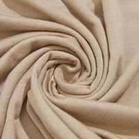 Robe longue moulante noire en maille unie respirante à taille ajustée pour femme, style licou, extensible et amincissante, idéale pour l'été