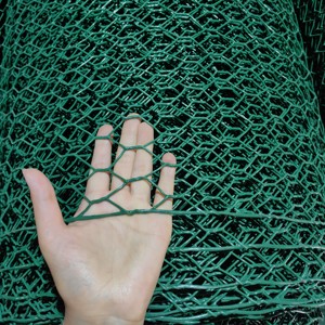 強化鶏ケージ床鳥ブロッカーソーラーパネルフェンス六角形PVCコーティング金網ロール - Product Image 2