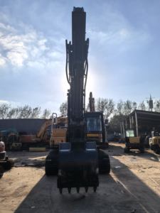 Excavatrice sur chenilles Hyundai 220 d'origine de haute qualité d'occasion de construction Hyundai 220 - Product Image 4