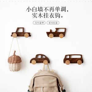 Ganchos de pared con forma de coche de madera, perchero de madera maciza para puerta o pared, para guardar llaves en la habitación de los niños - Product Image 2