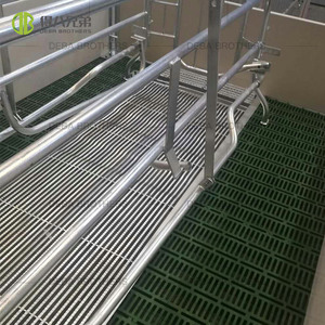 Plancher grillagé triangulaire en acier galvanisé à chaud pour porcherie, anti-corrosion, anti-morsure, pour cage de mise bas - Product Image 4