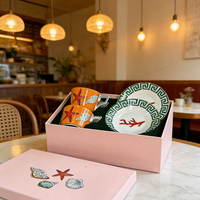 Ensemble de 2 tasses et 2 assiettes en porcelaine fine, résistant à la chaleur, avec illustration personnalisée créative, design moderne et luxueux, compatible lave-vaisselle et micro-ondes