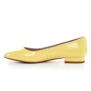 Ballerine in Pelle Verniciata con Punta Quadrata (Giallo) - Product Image 4
