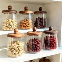 Stoples Penyimpanan Kedap Udara dari Kaca Borosilikat Tahan Panas dengan Tutup Kayu Akasia/Walnut, Desain Bergaris, 201-300ml