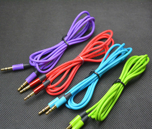 1.2m de longueur plaqué or connecteur tête métallique coloré Aux câble de <span class=keywords><strong>voiture</strong></span> 3.5mm Jack Aux 3 pôles Audio câble <span class=keywords><strong>auxiliaire</strong></span> - Product Image 5