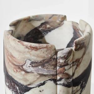 Italie Viola Calacatta Vase de table floral décoratif en marbre bas - Product Image 2