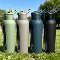 Bouteille d'eau sport personnalisable avec logo, manchon en silicone, couvercle à paille rabattable et poignée, grande capacité pour le fitness
