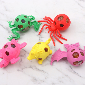 Mainan Penghilang Stres Karet Bentuk Katak untuk Usia 5 hingga 7 Tahun - Product Image 2