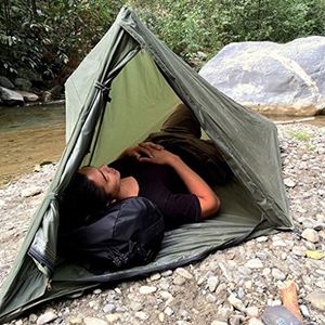 Bolsas de maquillaje de poliéster impermeables personalizadas simples, bolso de mano portátil, bolsas de inodoro para acampar de 8 galones y 30 litros con cremallera - Product Image 2