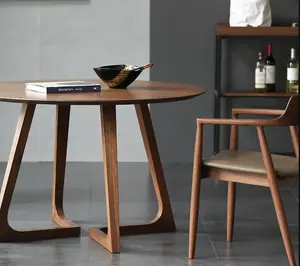 クルミのホームレストランコーヒーダイニング家具のためのXY最高の高品質無垢材ラウンドダイニングテーブル