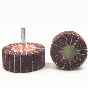 Roue à lamelles en nylon montée sur tige, outil abrasif non tissé <span class=keywords><strong>avec</strong></span> axe pour le ponçage du métal/de l'acier inoxydable - Product Image 4