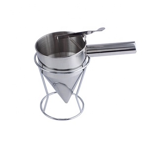 Distributeur de pâte à crêpes en acier inoxydable pour crêpes et gaufres - Product Image 6